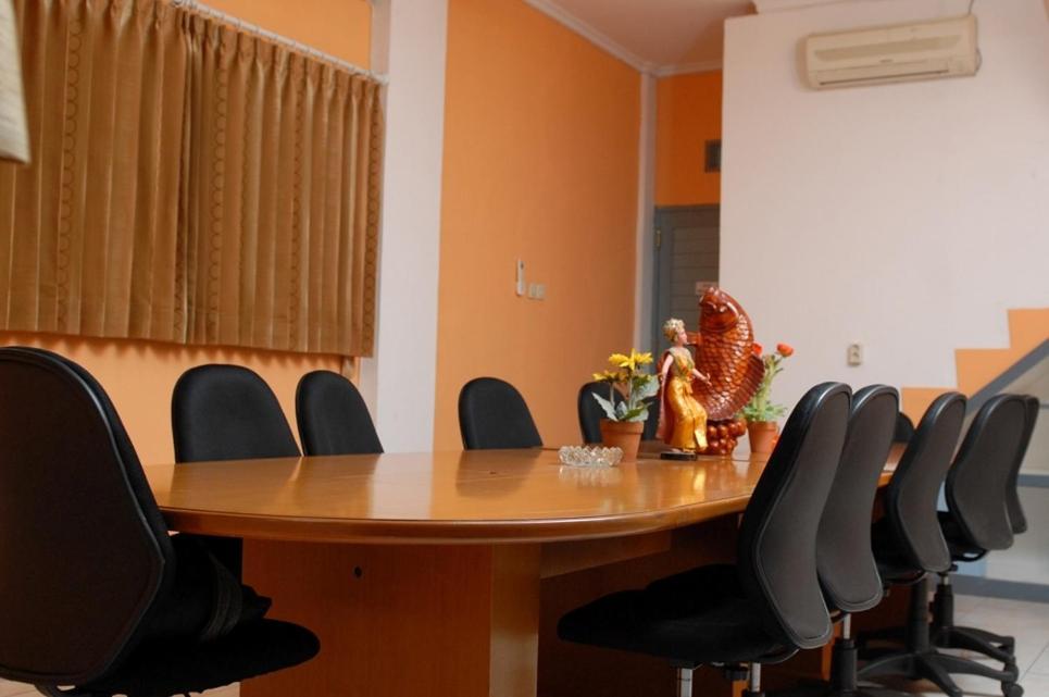 Guest House Salon Fora Gegerkalong Setiabudhi Bandung Exterior photo