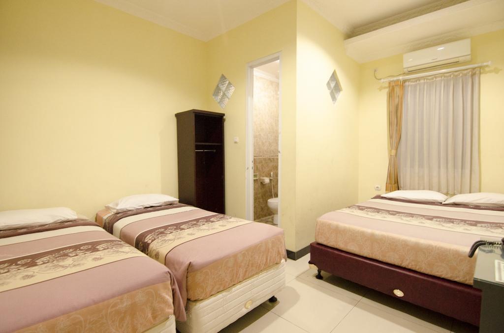 Guest House Salon Fora Gegerkalong Setiabudhi Bandung Exterior photo