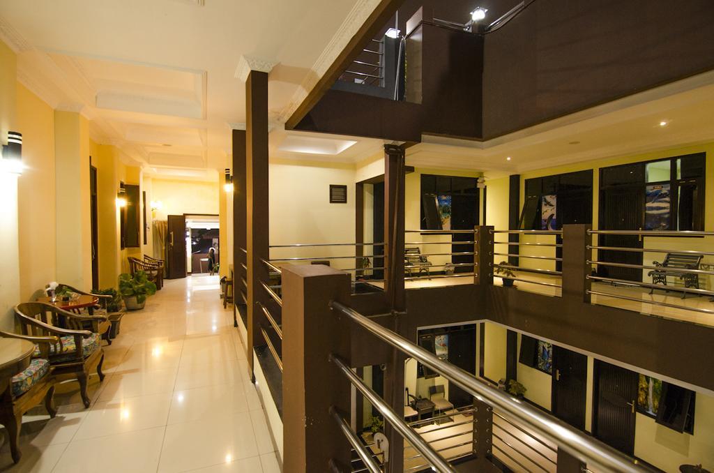 Guest House Salon Fora Gegerkalong Setiabudhi Bandung Exterior photo